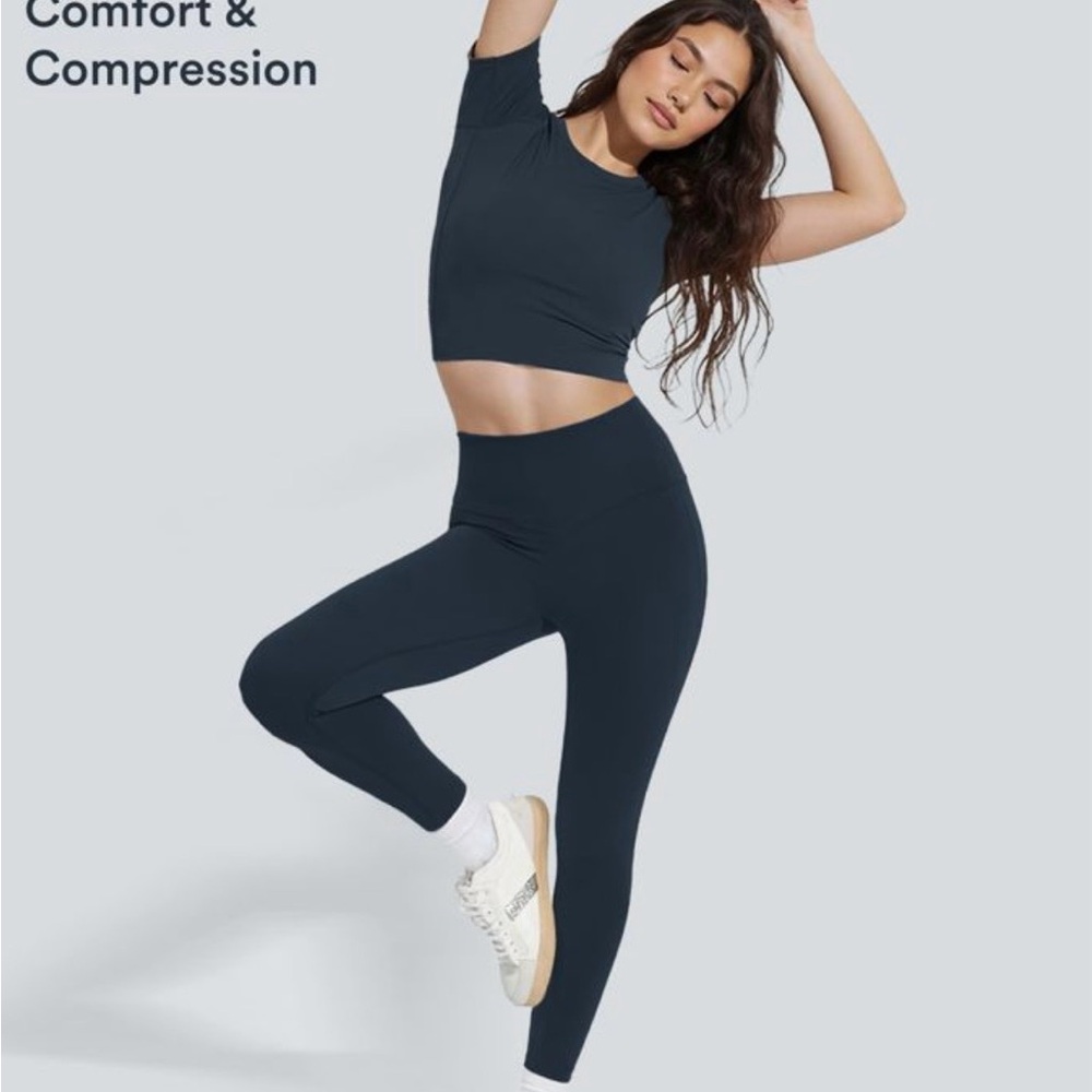 HALARA UltraSculpt High Waisted Scrunch Butt Lifting Tummy Control Leggings - Picture 7 of 9